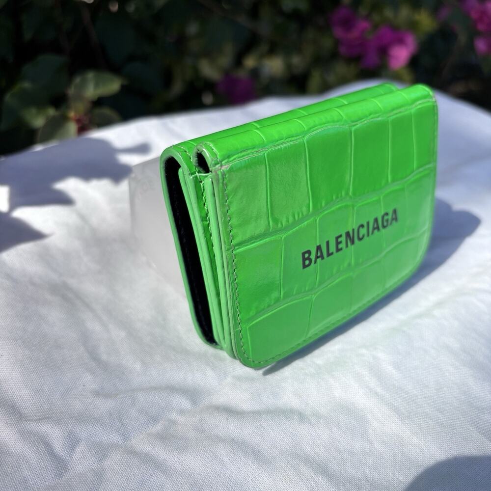 Balenciaga Croc Embossed Leather Compact Mini Wallet Trifold Unisex Green - Picture 3 of 11